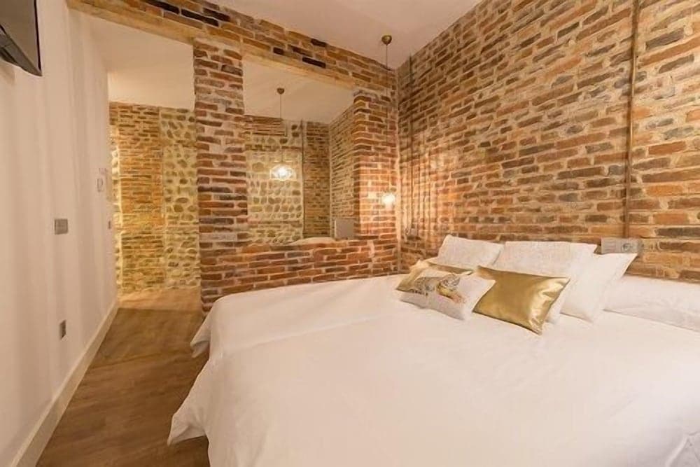 Hostal Albany Ancha
