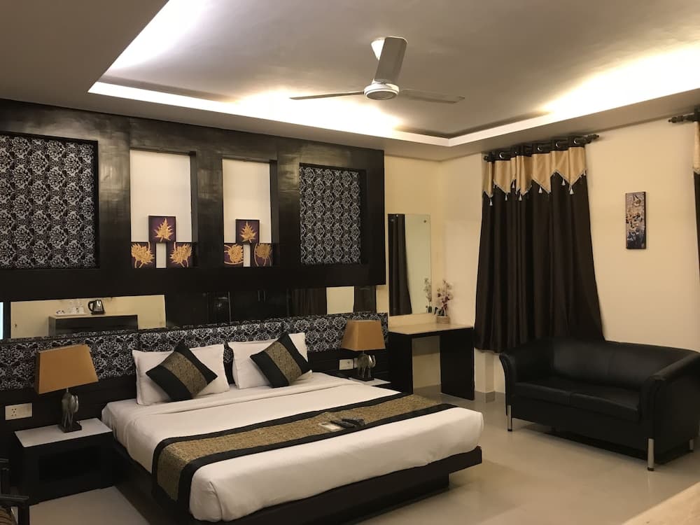 Hotel Nand Kartar Orchid Suites