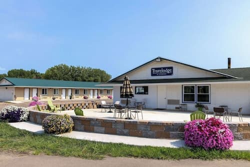 Travelodge by Wyndham Spirit Lake/Okoboji