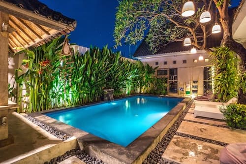 Lokal Bali Hostel