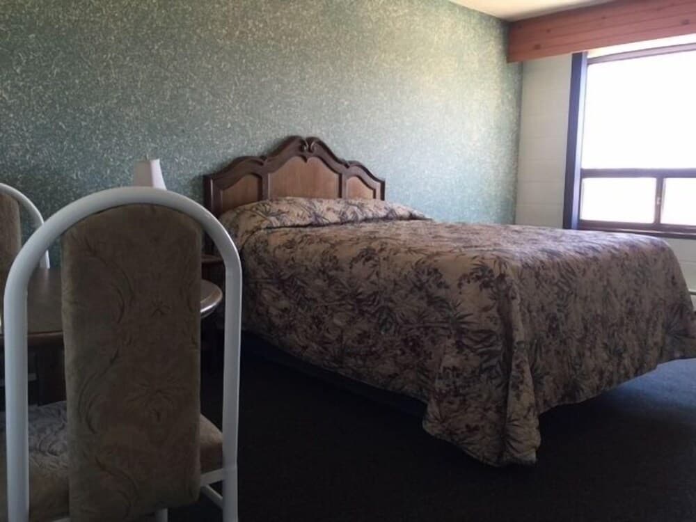 Mile Zero Motor Inn