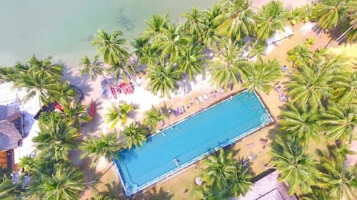 Peninsula Beach Resort