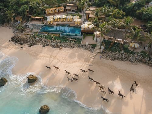 NIHI Sumba - member Leading Hotels of the World