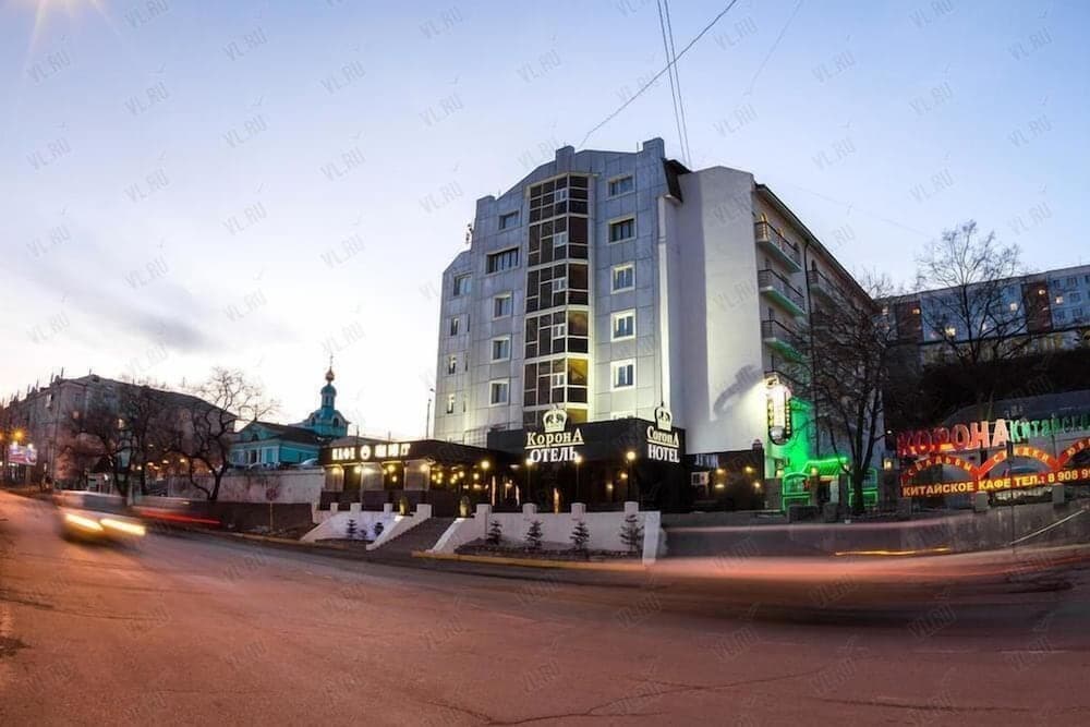 Corona Hotel