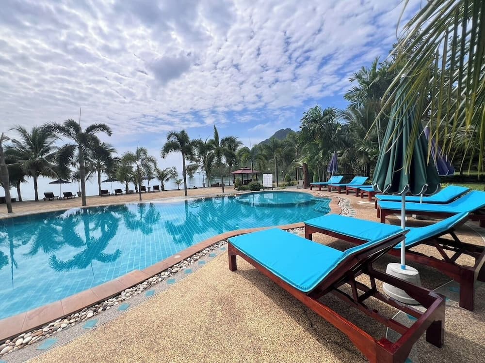 Diamond Beach Resort