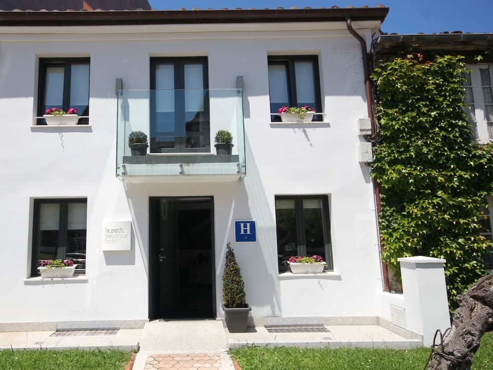 Le Petit Boutique Hotel - Adults Only
