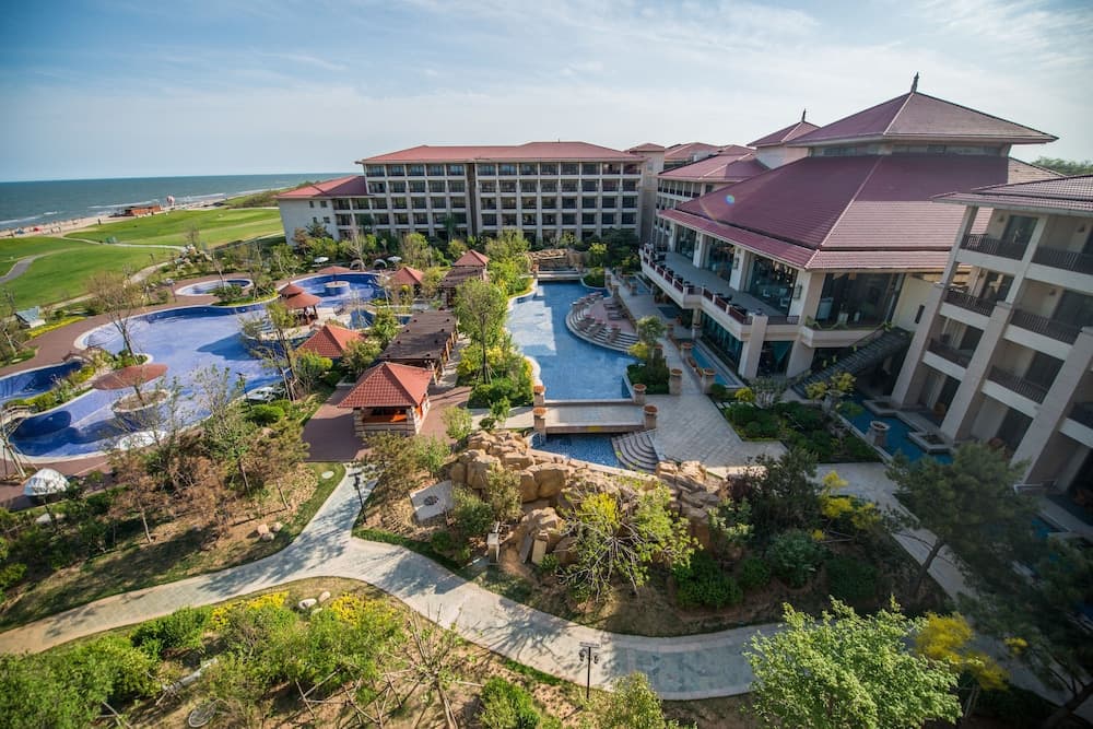 Arcadia seaside holiday hotel Beidaihe