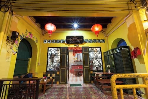 Phuket Old Town Hostel