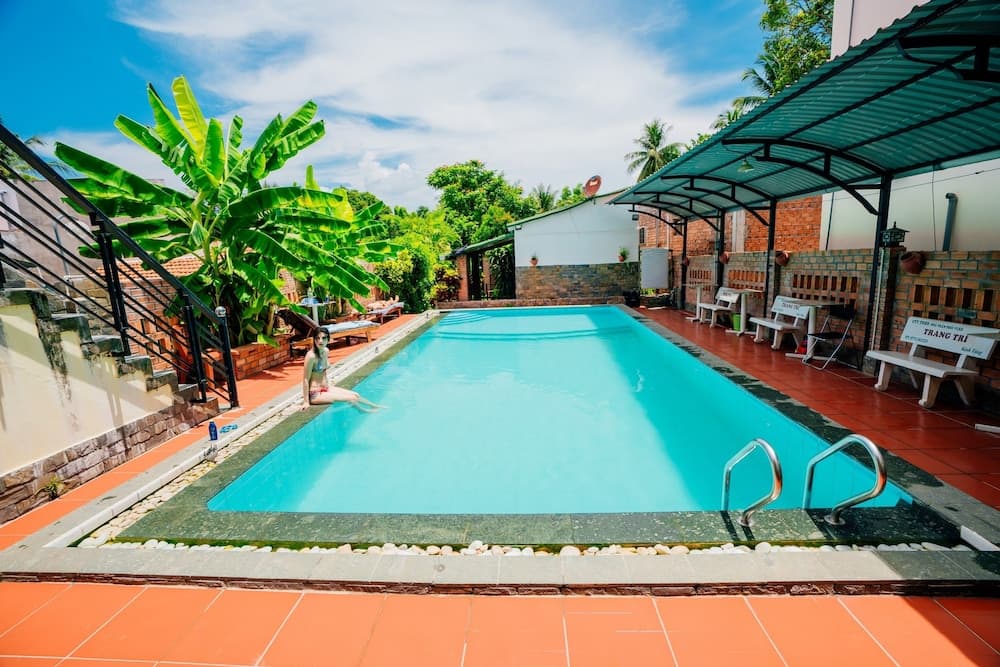 Be Home 3 Hostel and Bungalow
