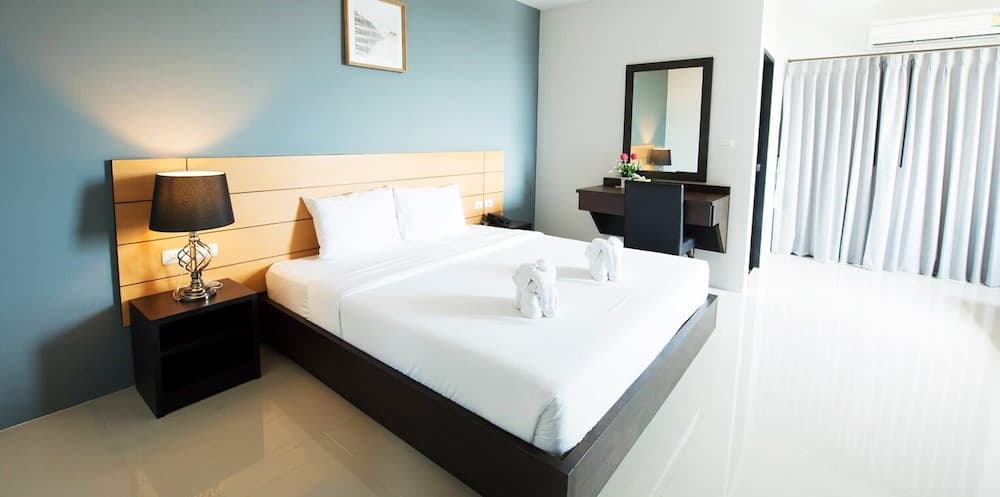 Lee Hotel