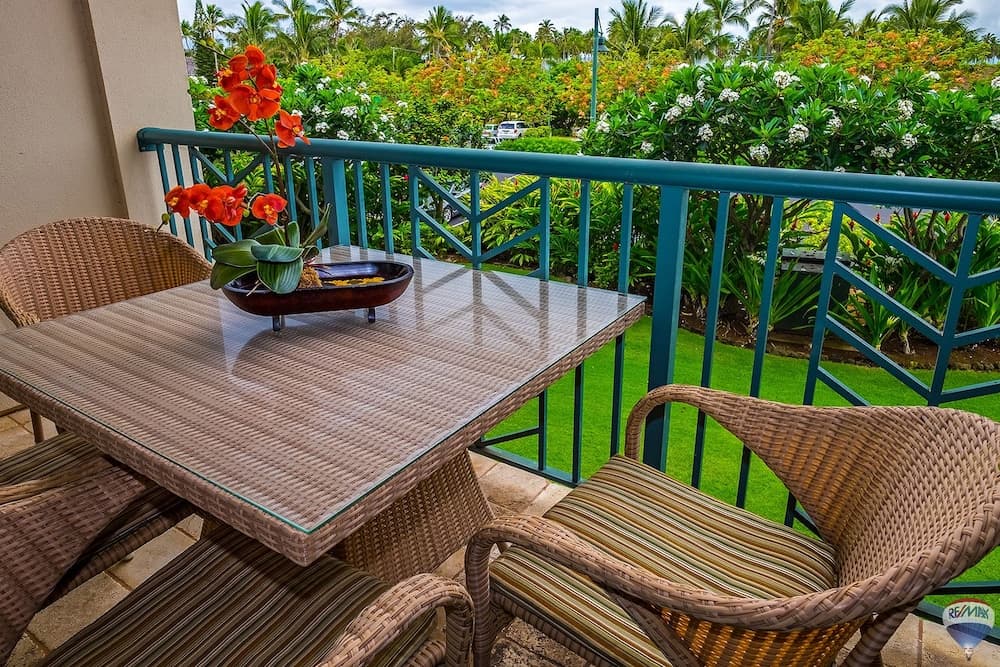 Waipouli Beach Resort E 205 by RedAwning