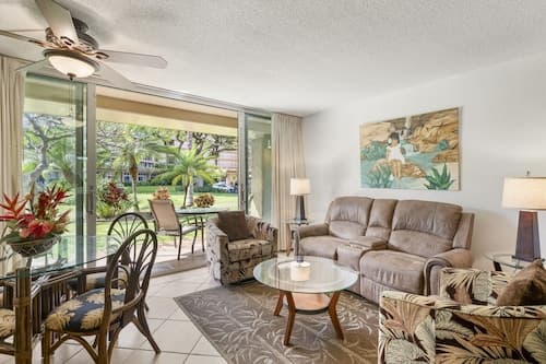 Maui Kaanapali S #b133 Studio Bedroom Condo by RedAwning