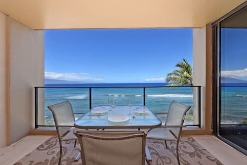 Mahana Resort #518 1 Bedroom Condo by RedAwning