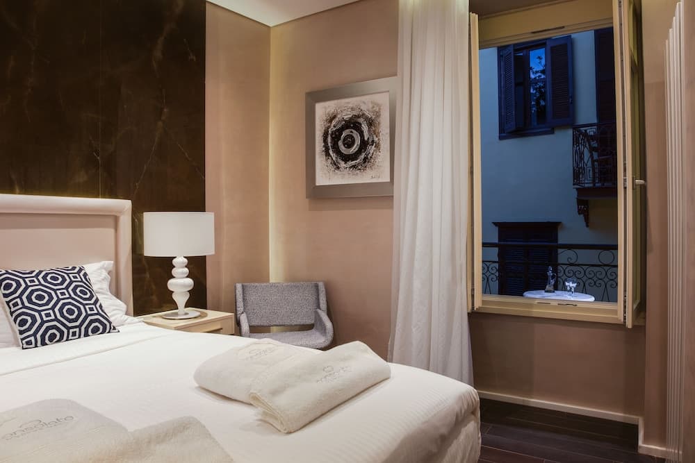 Consolato Boutique