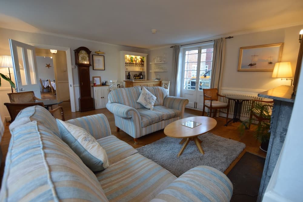 Chantry Hotel