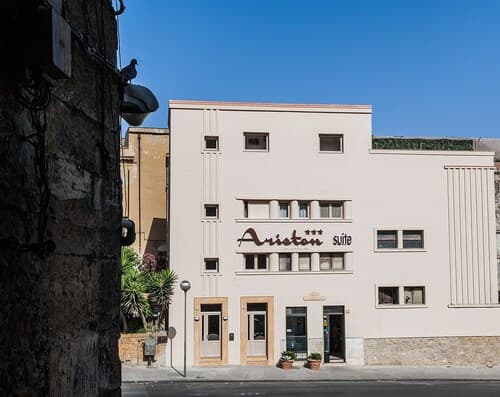 Ariston Suite