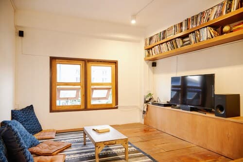 Nanan House Hostel
