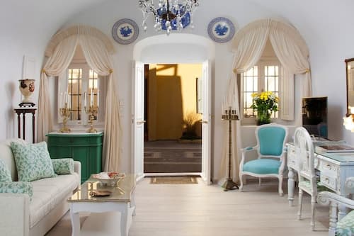 Olive Cave Houses
