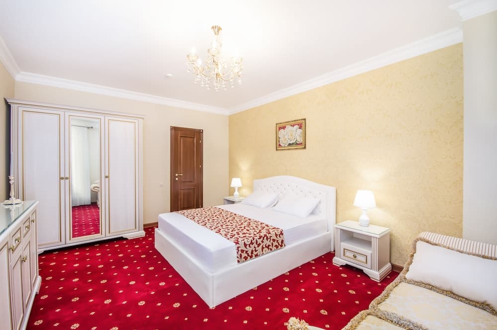 Park Lane Hotel