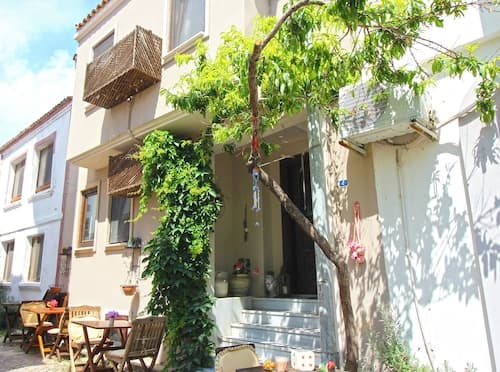 Öykü Otel Bozcaada