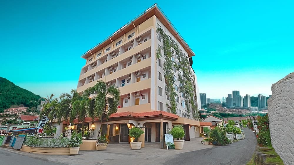 SCN City Hotel