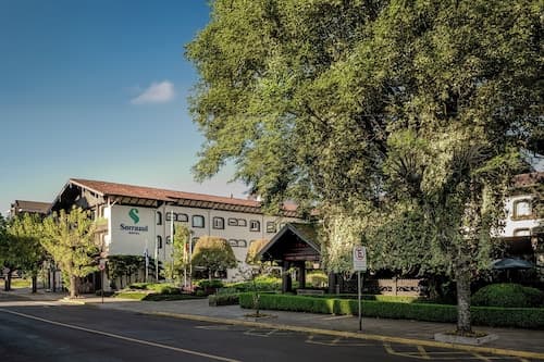Serrazul Hotel