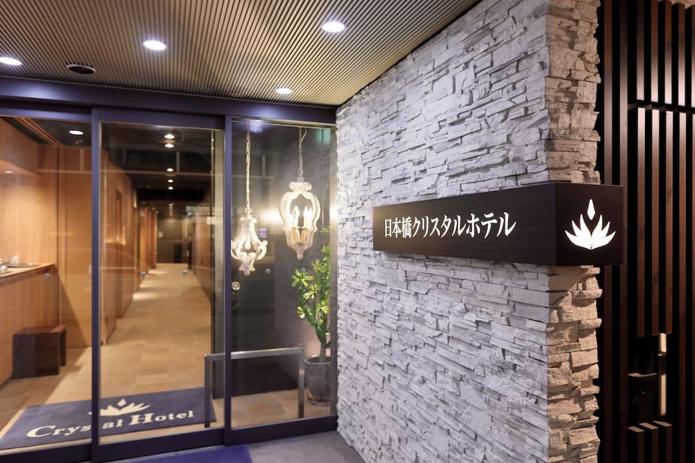 Nipponbashi Crystal Hotel
