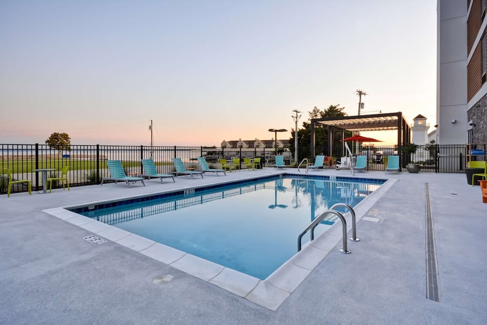 Home2 Suites by Hilton Decatur Ingalls Harbor
