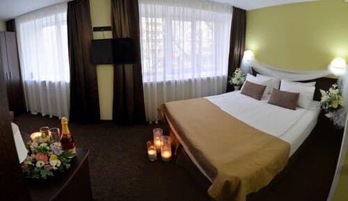 Vash Hotel