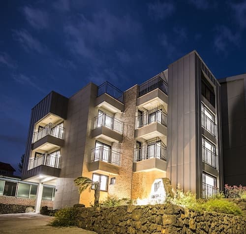 W Ocean Pension