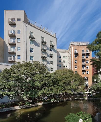 Club Wyndham Riverside Suites