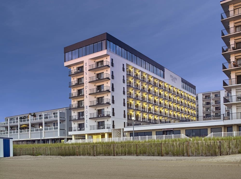 Henlopen Oceanfront Hotel