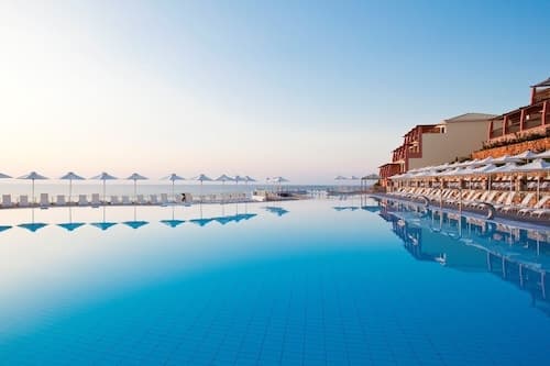 Apostolata Island Resort & Spa