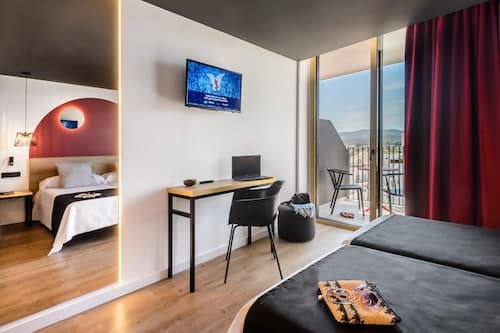 Hotel Vibra District - Adults Only