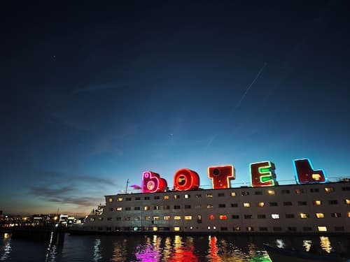 Botel
