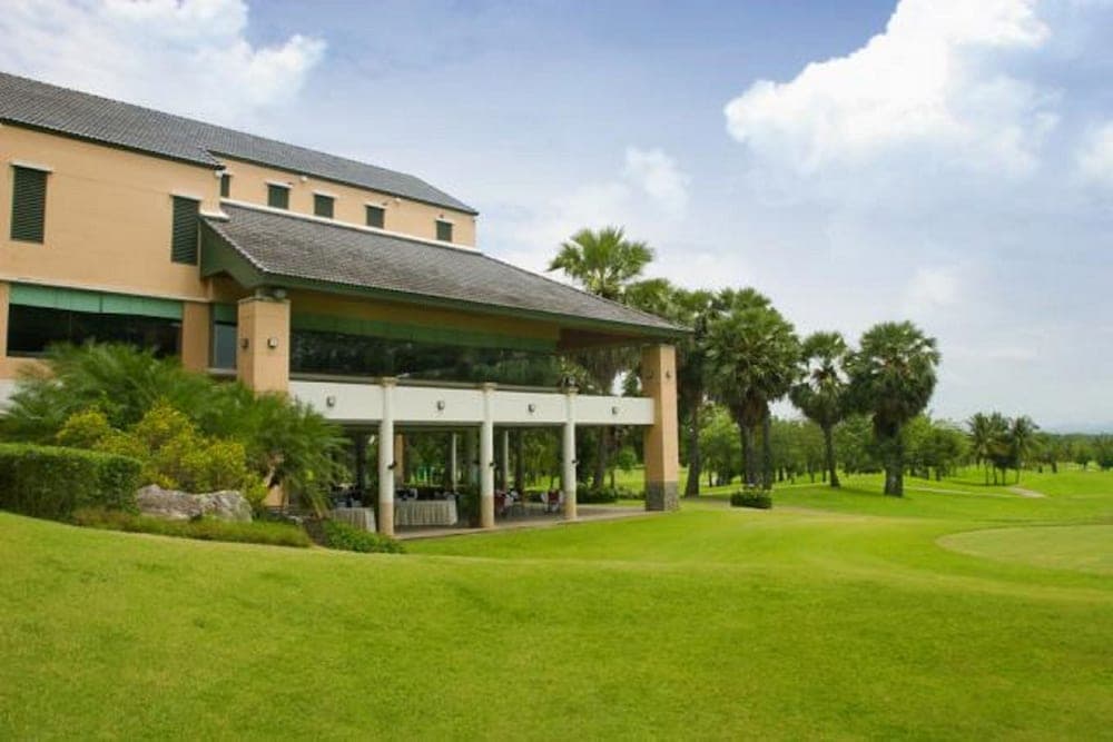 Lake View Resort & Golf Club