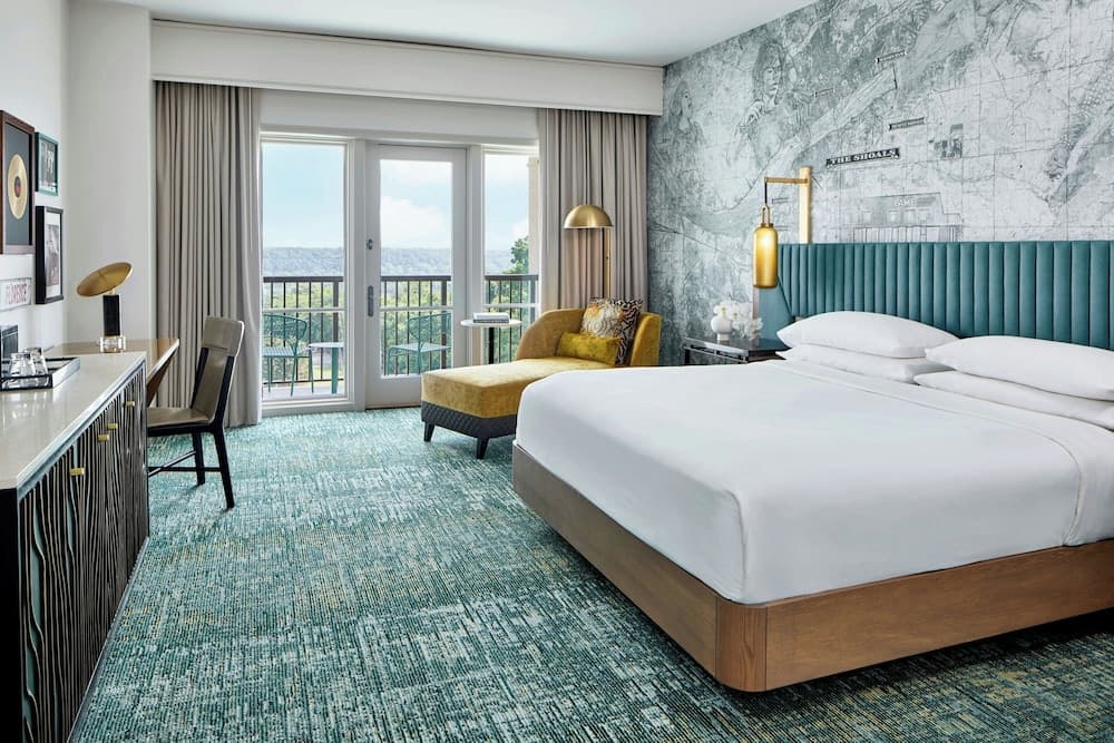 Renaissance Shoals Resort and Spa