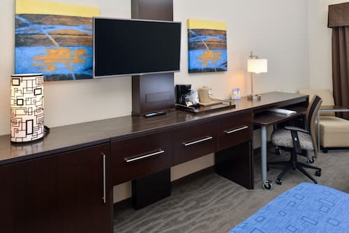 Holiday Inn Express St. Louis West - O'Fallon by IHG