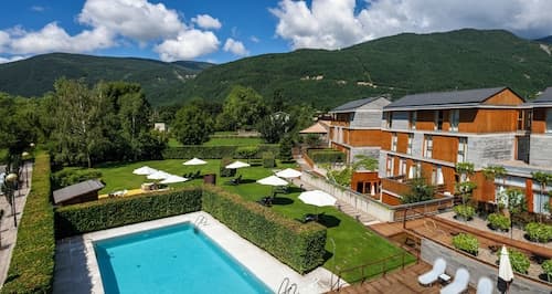 Tierra De Biescas Hotel