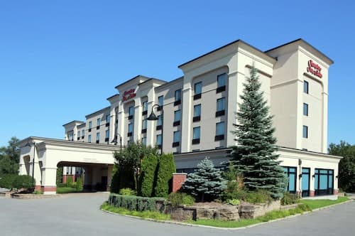 Hampton Inn & Suites by Hilton Laval
