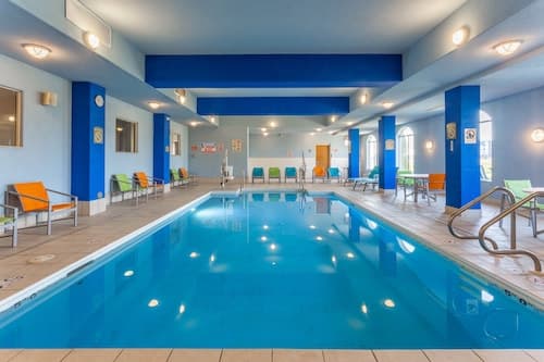 Holiday Inn Express Hotel & Suites Rockford-Loves Park by IHG