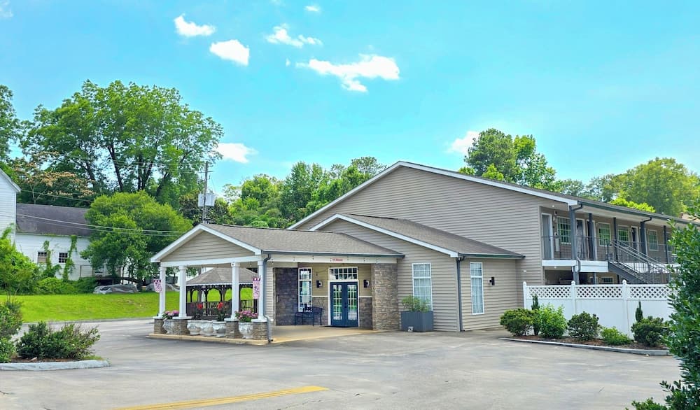 Meriwether Country Inn