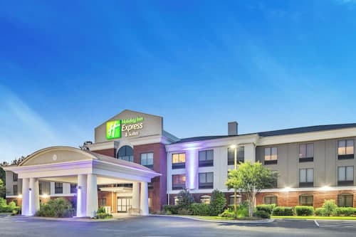 Holiday Inn Express & Suites Hardeeville - Hilton Head by IHG