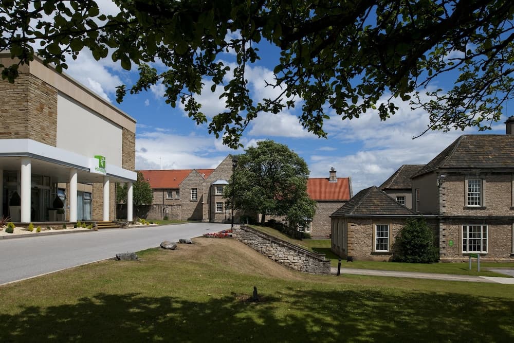 Holiday Inn Doncaster A1 M Jct 36 by IHG