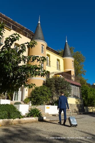 Appart'Hotel-Restaurant Castel Emeraude