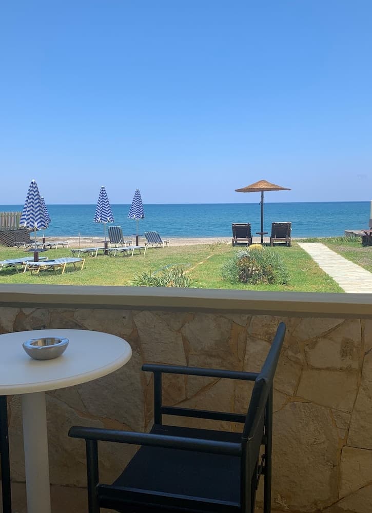 Ermis Suites