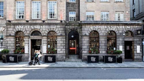 Angel's Share Hotel