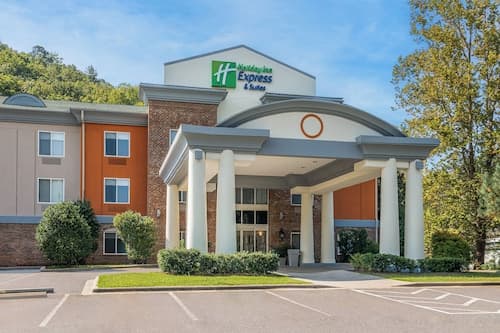 Holiday Inn Express Hotel & Suites Cherokee / Casino by IHG