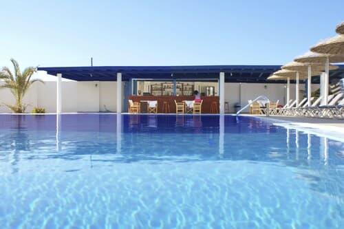 Hotel Blue Bay Villas