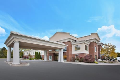 Holiday Inn Express Hotel & Suites Rochester - Victor by IHG